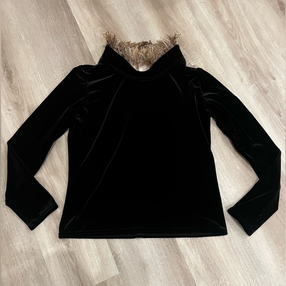 Double D Ranch Black Velvet Mock Turtleneck Feather Trim Small - Picture 10 of 12
